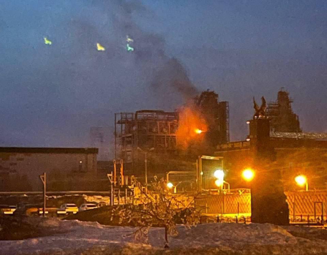 On 2 April, a drone hit the Russian oil refinery at Nizhnekamsk. April 2, 2024. Photo from Telegram/Baza/Ukrainian military centre project
