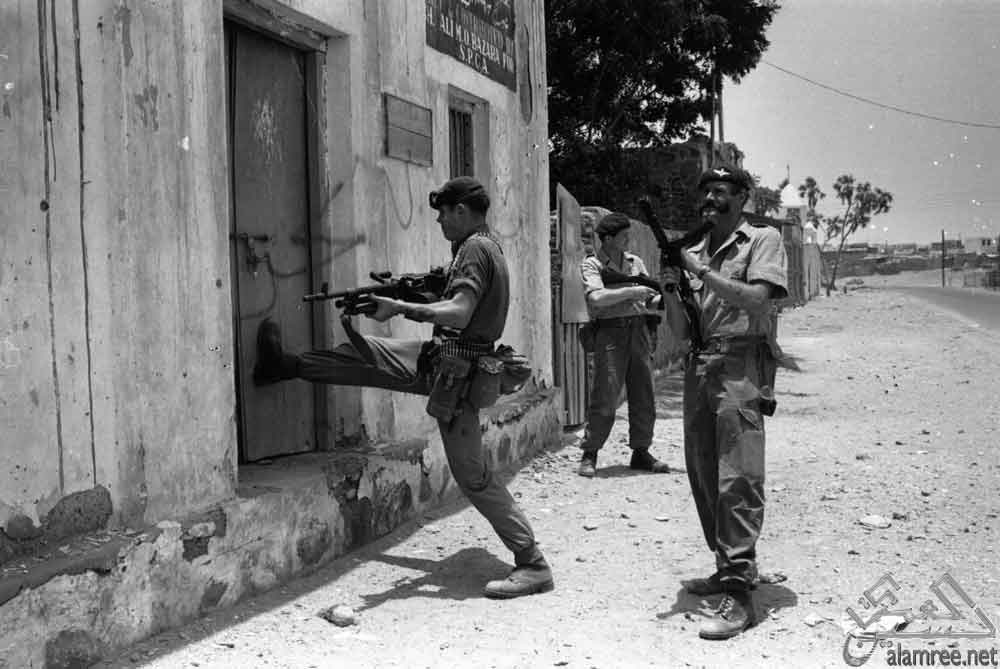 British soldiers in Aden in 1965. By العمري - http://alamree.net/, Public Domain, https://commons.wikimedia.org/w/index.php
