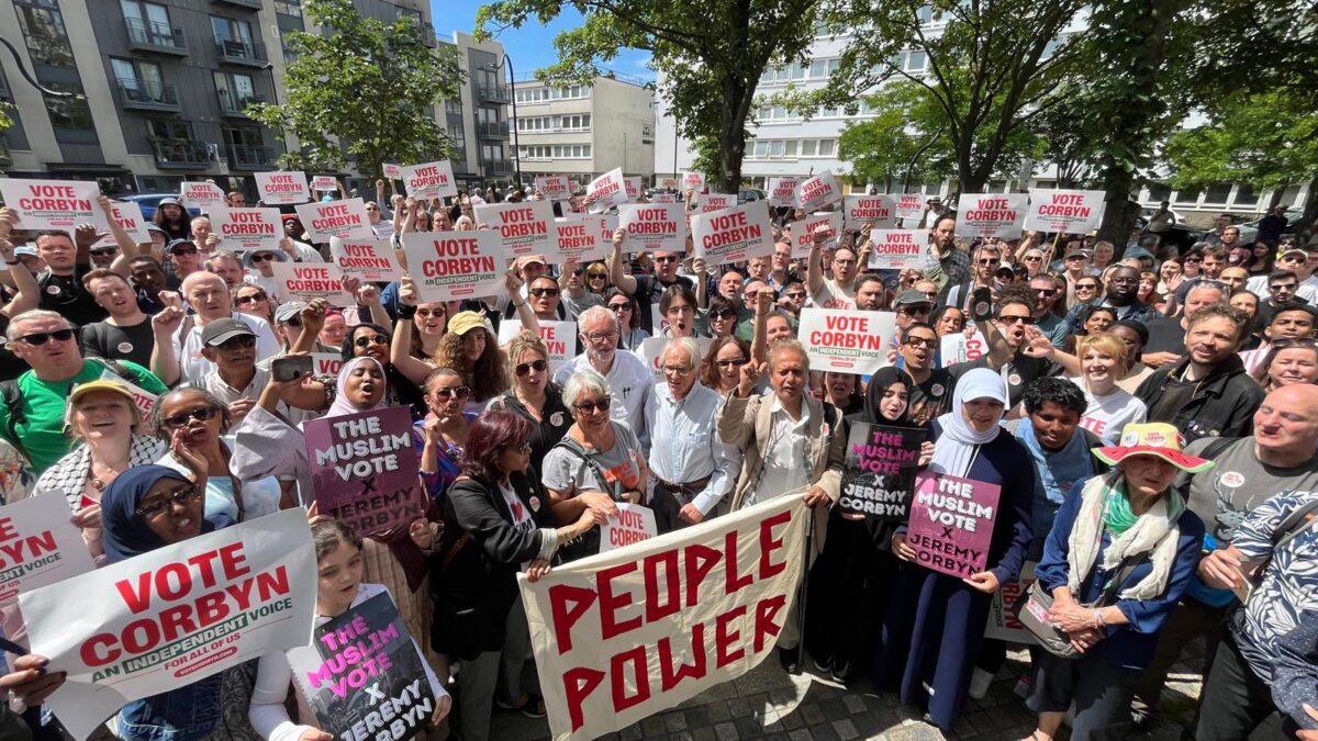 Jeremy Corbyn and supporters, https://x.com/jeremycorbyn/status/1808970324173808095/photo/1