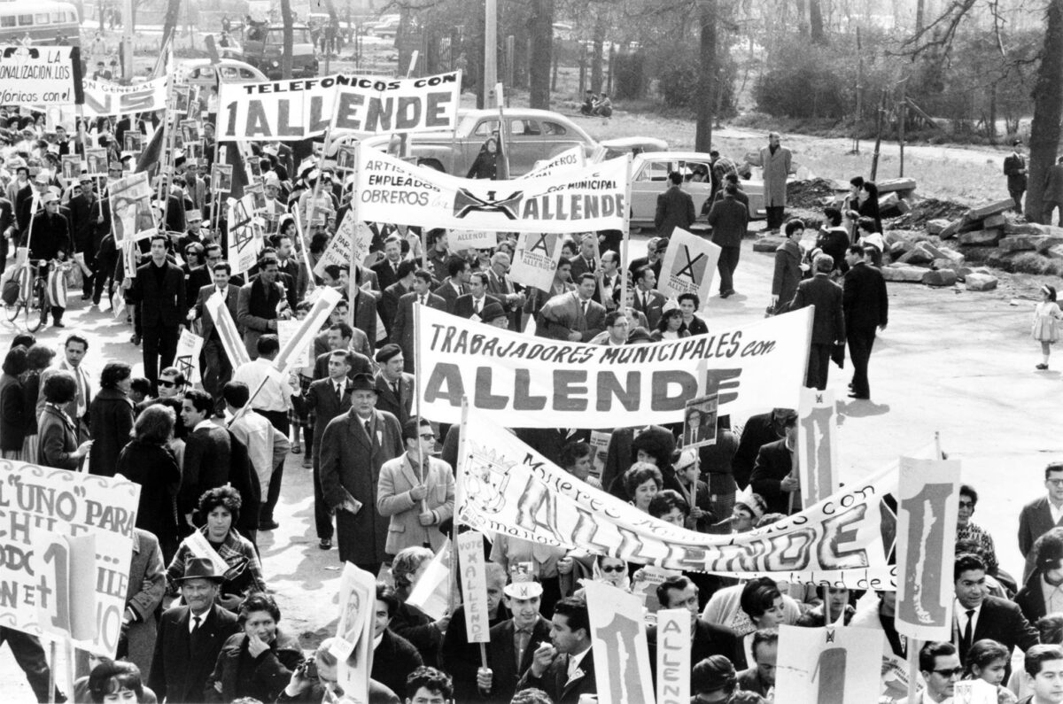 Protest in support of Allende from before the coup