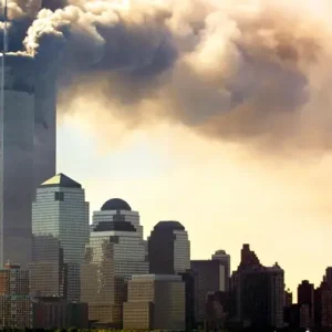 The burning World Trade Centre in New York on 11 September 2001. (Photo: picture-alliance / dpa | Hubert Boesl)
